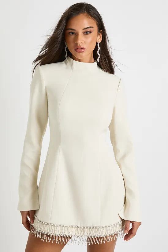 Vestido corto de manga larga